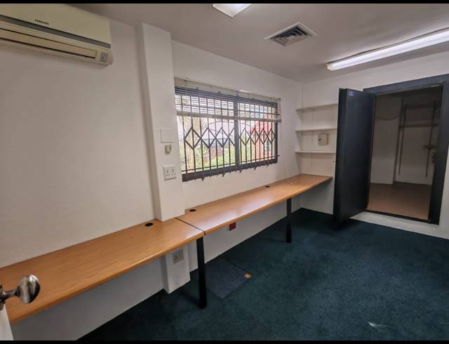 393M² BUSINESS FOR SALE IN WESTVILLE